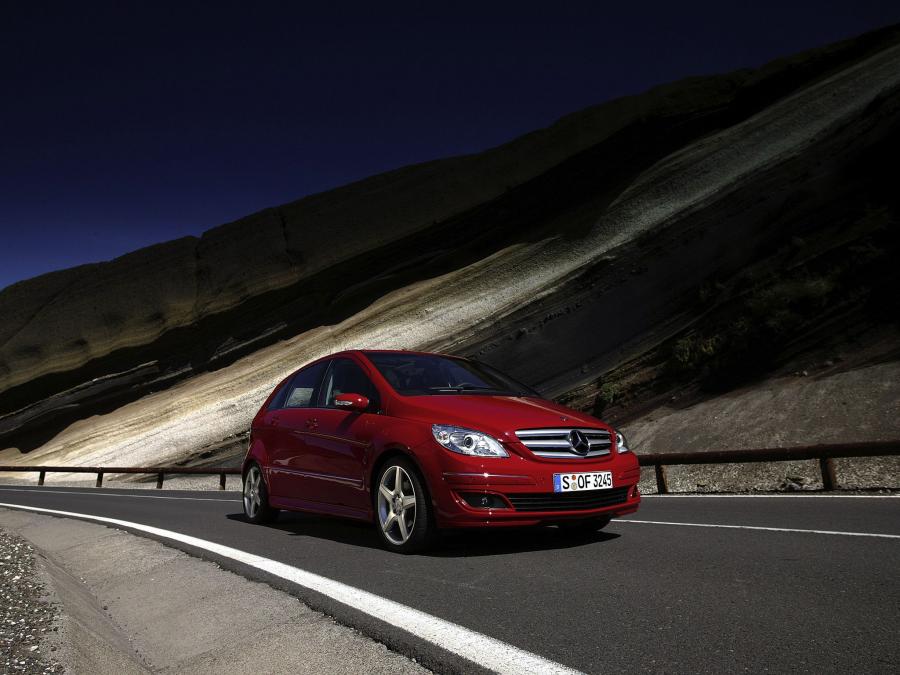  Mercedes-Benz B200 Turbo 2005 года  (фото 9 из 27)